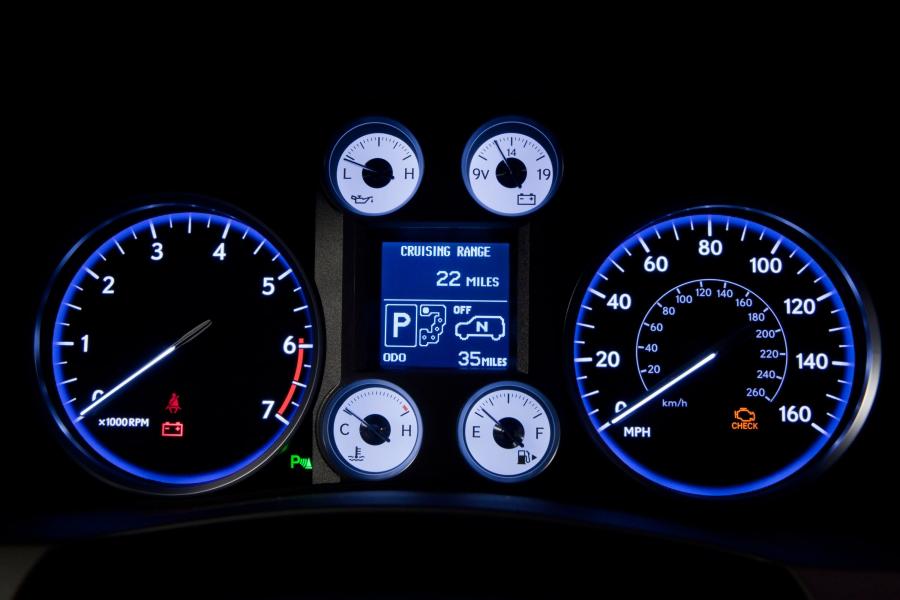 Lexus LX570 2008 года  (фото 167 из 221)